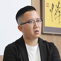 寺尾望さん